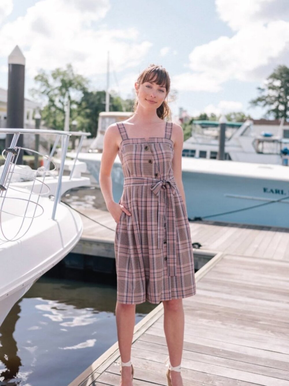 ✨ NWT Gal Meets Glam Plaid Strap Shoulder Dress Size 14 ✨